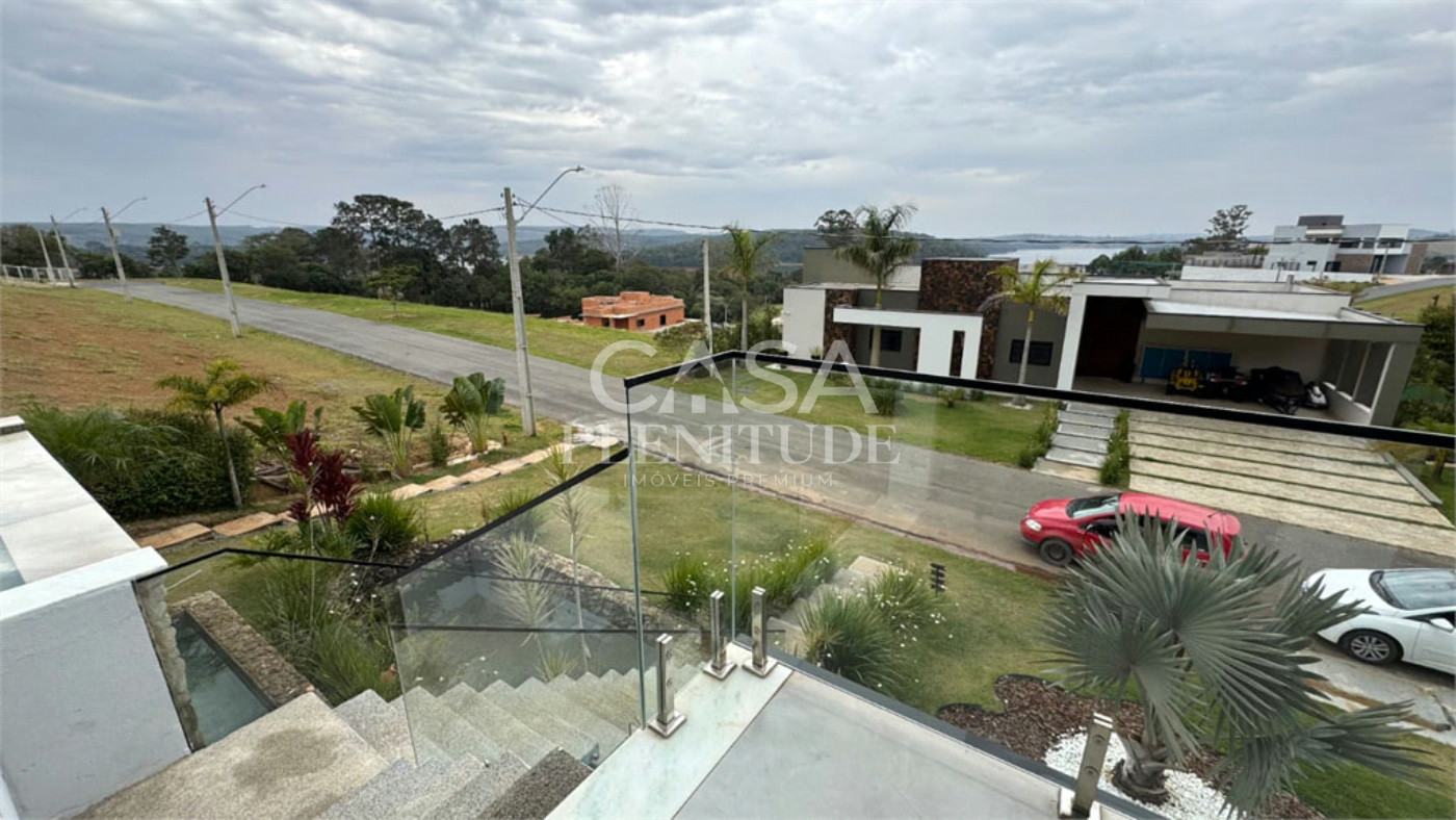 Casa em condomínio à venda ou para alugar com 5 quartos, sendo 3 suítes, no Centro, Piedade, SP