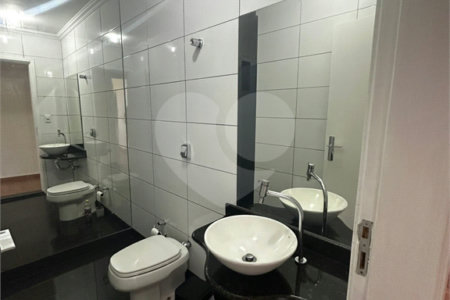 Apartamento à venda com 2 quartos, sendo 1 suíte, no Centro, Ponta Porã, MS