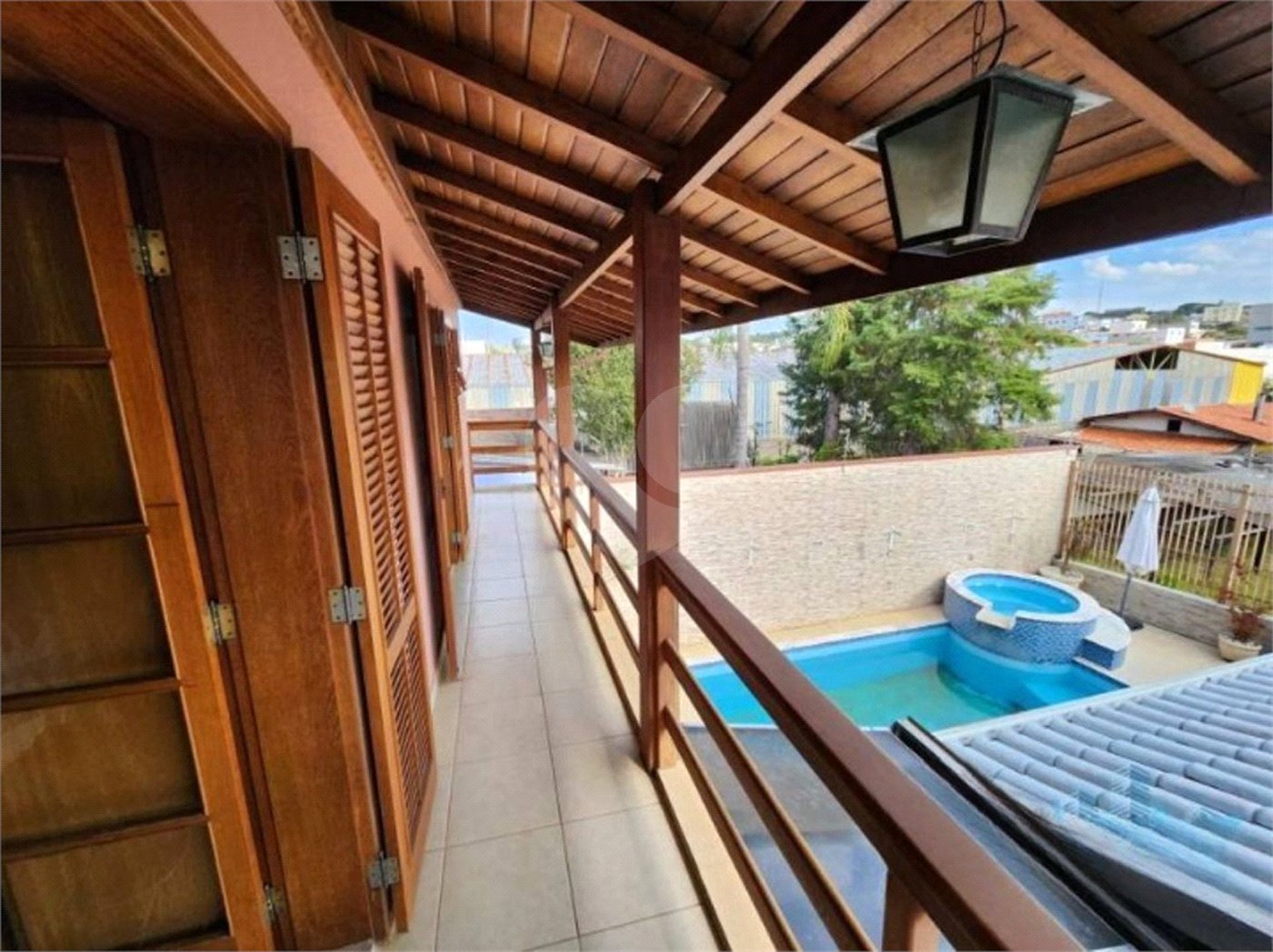 Casa à venda com 3 quartos, sendo 1 suíte, no Centro, Vinhedo, SP