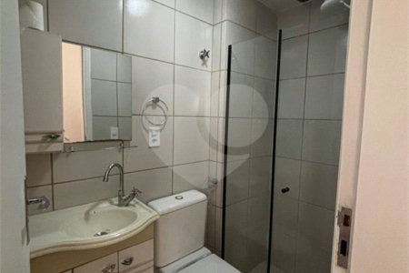 Apartamento à venda com 3 quartos em Caxingui, São Paulo, SP