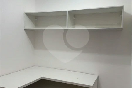 Sobrado à venda ou para alugar com 3 suítes em Vila Sônia, São Paulo, SP