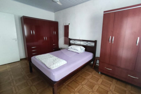 Sobrado à venda com 3 quartos, sendo 1 suíte, em Jardim Alvinópolis, Atibaia, SP