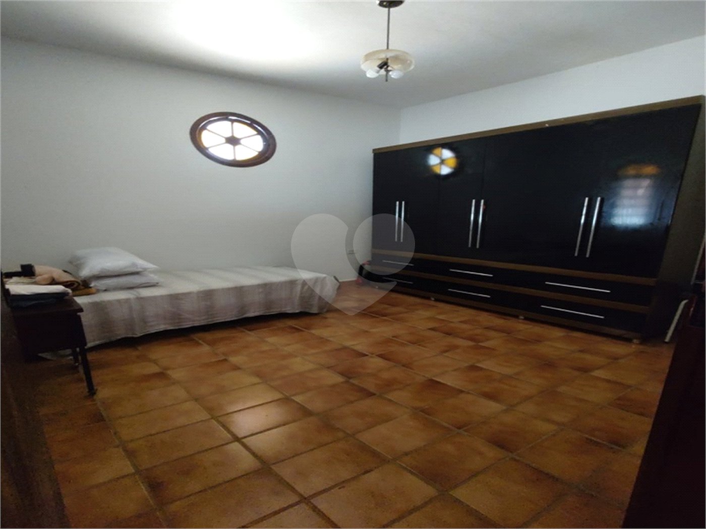 Chácara à venda com 5 quartos, sendo 3 suítes, em Chácaras Fernão Dias, Atibaia, SP