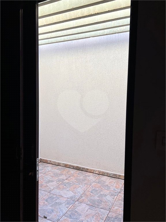 Casa à venda com 3 quartos, sendo 1 suíte, em Ipê, Três Lagoas, MS