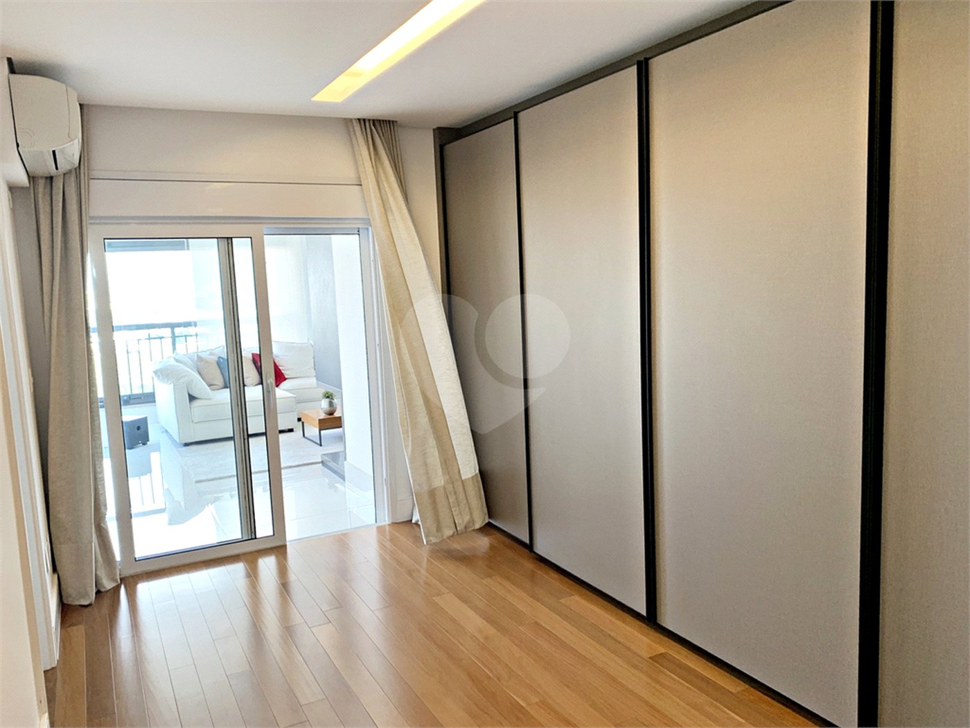 Apartamento à venda com 4 suítes em Santana, São Paulo, SP