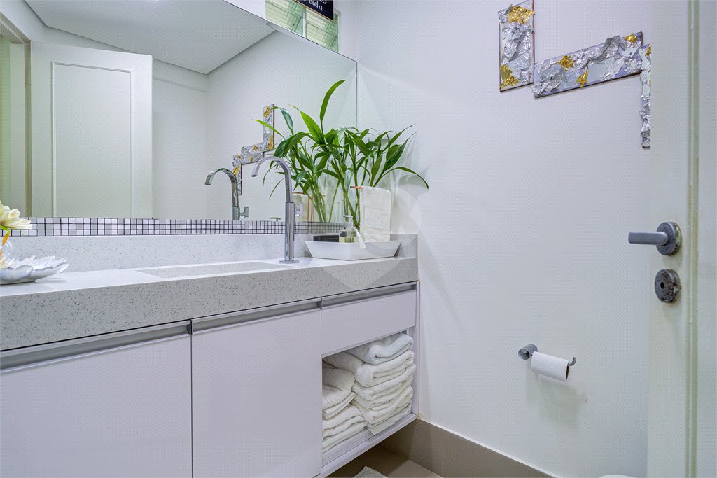 Apartamento à venda com 2 quartos em Alto da Boa Vista, São Paulo, SP