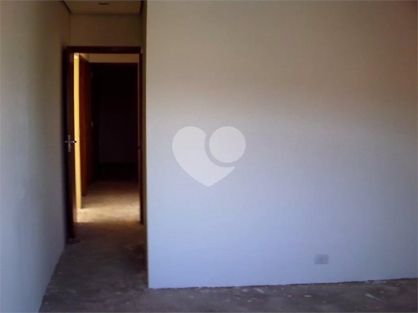 Sobrado à venda com 3 quartos, sendo 1 suíte, em Tremembé, São Paulo, SP