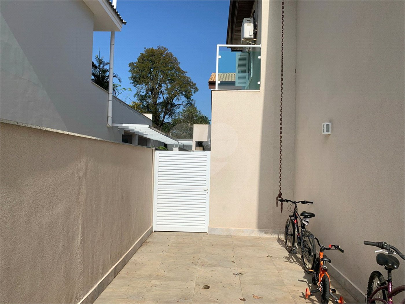 Casa à venda com 7 quartos, sendo 5 suítes, no condomínio Vivendas do Lago -, Sorocaba - SP