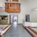 Casa à venda com 5 quartos, sendo 3 suítes, no condomínio Granja do Morumbi, São Paulo - SP