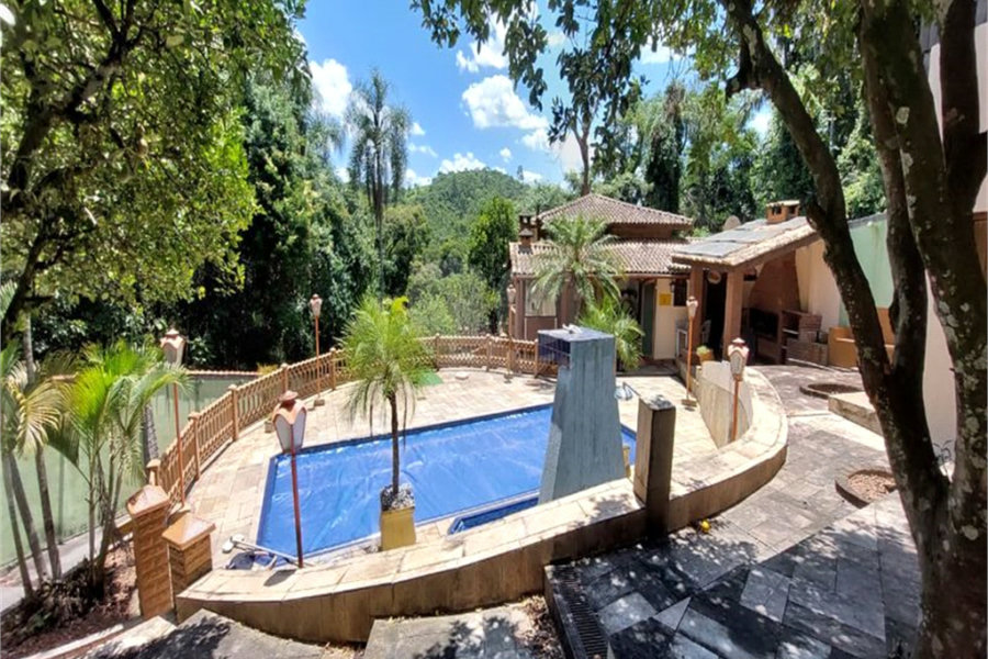 Casa à venda com 4 suítes no condomínio Sausalito, Mairiporã - SP