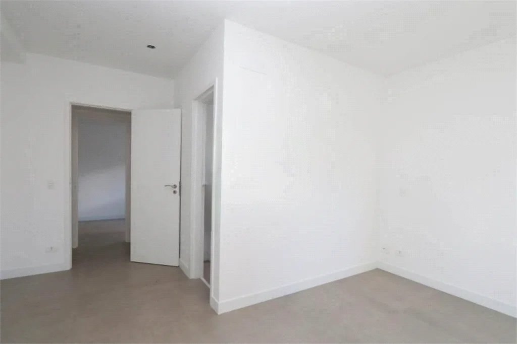 Apartamento à venda com 2 quartos em Vila Suzana, São Paulo, SP