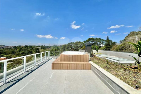 Casa Contemporânea e Mobiliada no Condomínio Palos Verdes – A Essência do Alto Padrão na Granja Viana – 7 suítes, 4 pavimentos com elevador