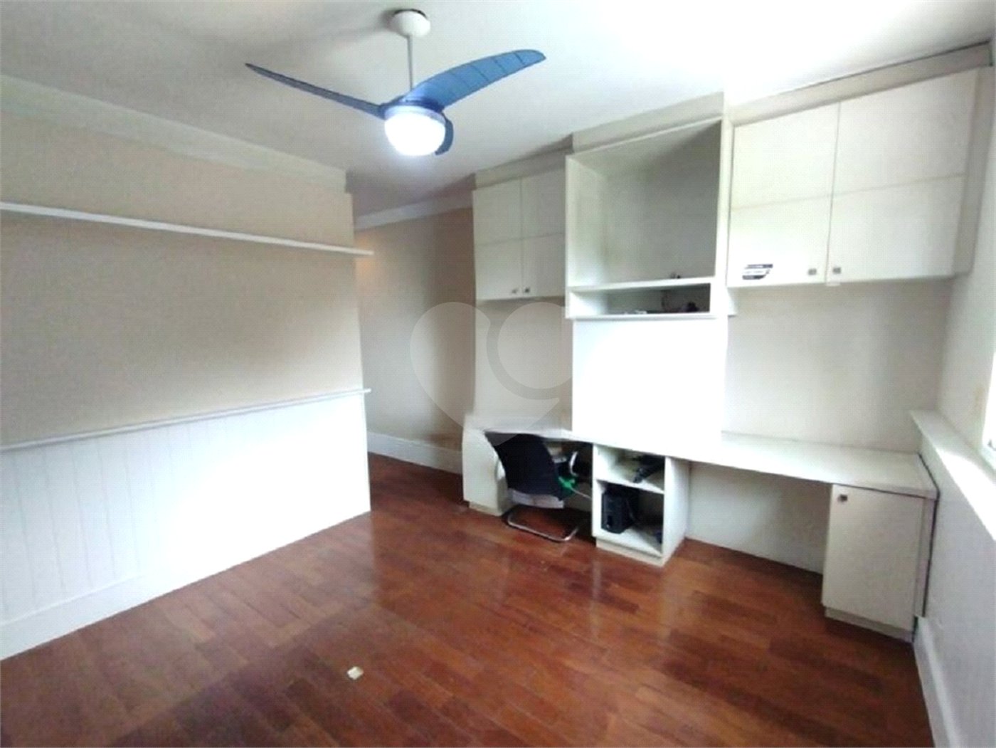 Casa à venda com 5 quartos, sendo 4 suítes,  em Parque dos Príncipes, São Paulo, SP