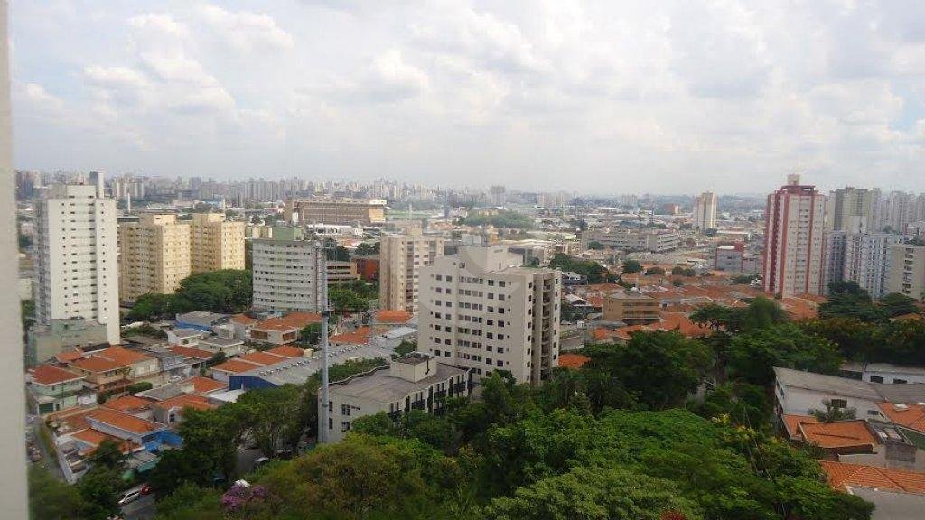 Apartamento à venda com 3 quartos, sendo 1 suíte, em Jardim das Laranjeiras, São Paulo, SP