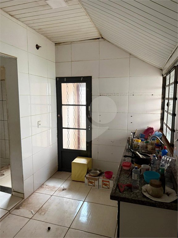 Casa à venda com 2 quartos no Centro, Araraquara, SP