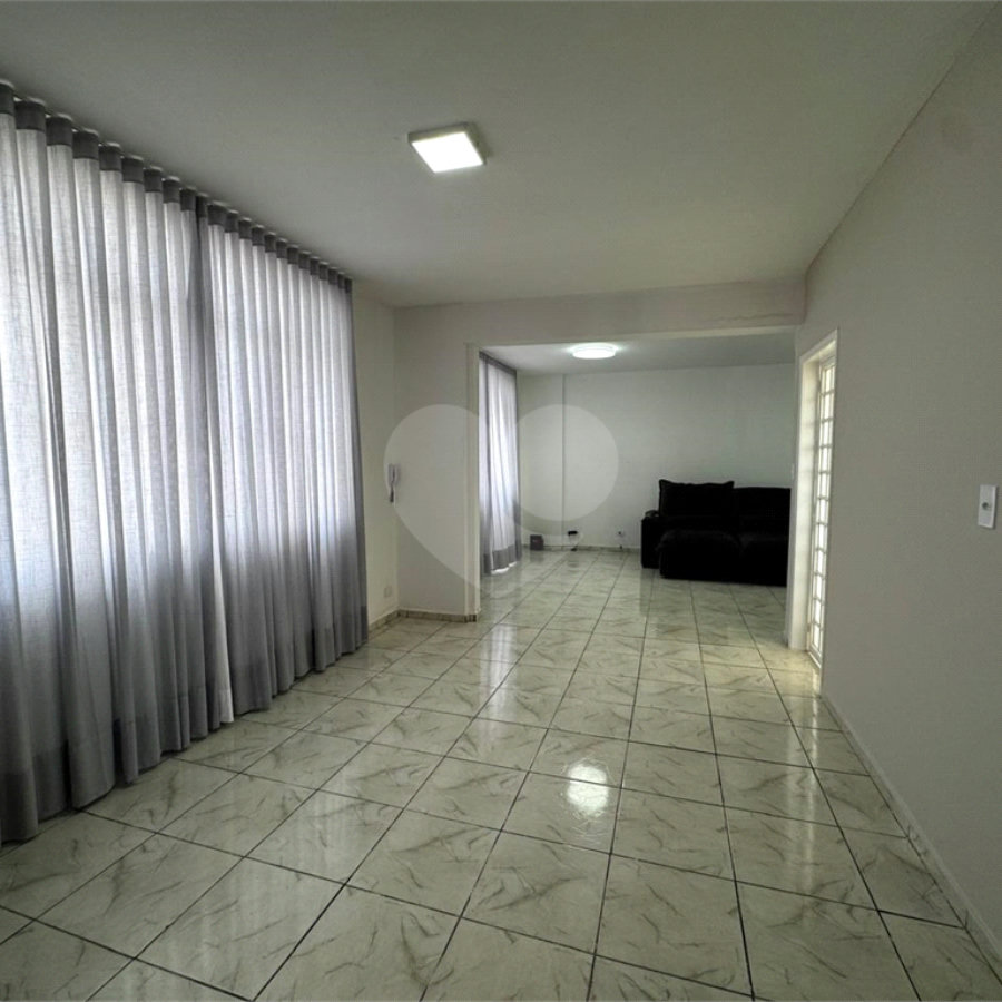 Apartamento à venda com 2 quartos, sendo 1 suíte, no Centro, Sorocaba, SP