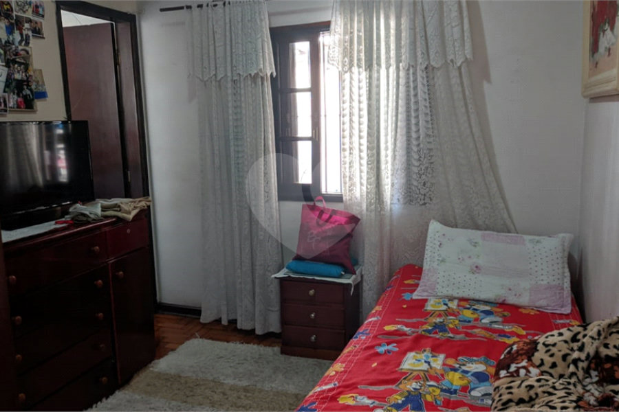 Sobrado à venda com 4 quartos, sendo 2 suítes,  em Santana, São Paulo, SP