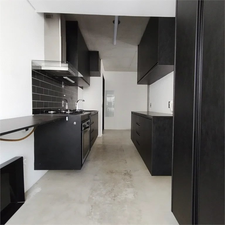 Apartamento à venda ou para alugar com 1 suíte em Jardim Fonte do Morumbi, São Paulo, SP