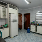 Casa Térrea à venda com 3 suítes em Jardim Petrópolis, São Paulo, SP