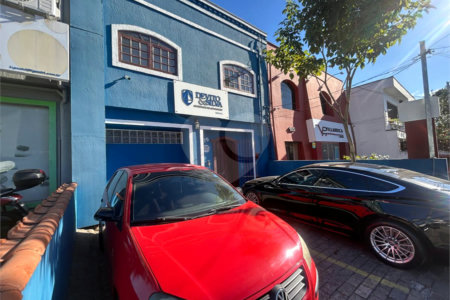 Sobrado para alugar com 5 quartos, sendo 1 suíte,  em Chácara Santo Antônio, São Paulo, SP