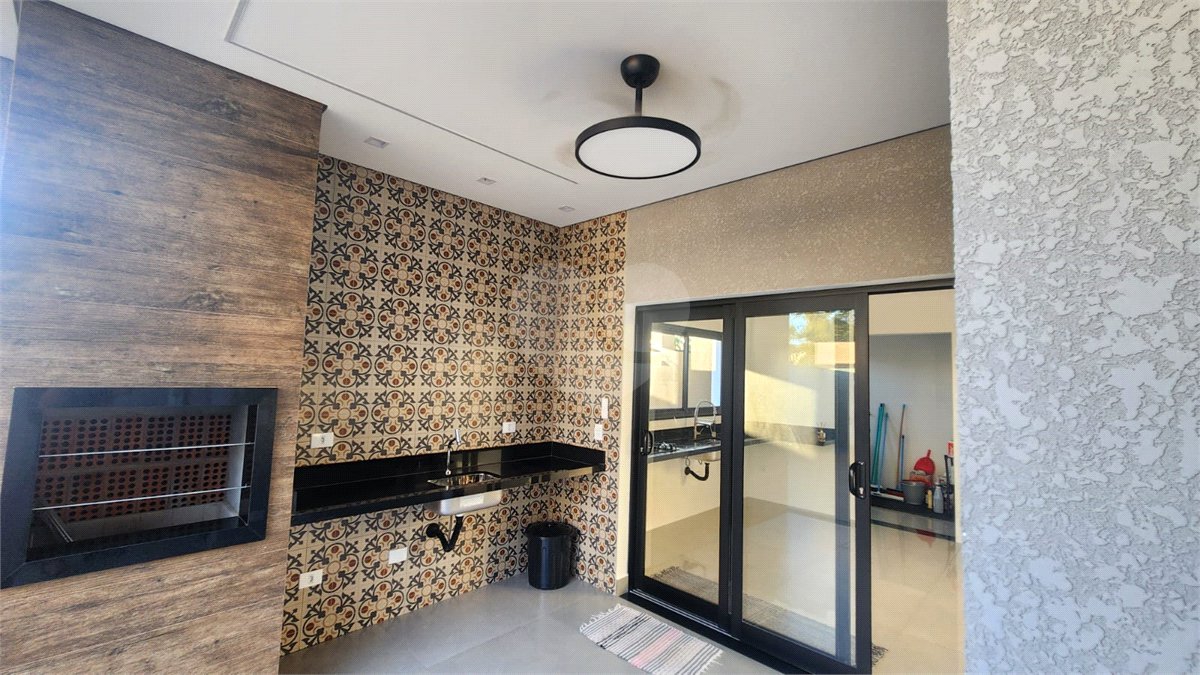 Casa à venda com 3 suítes no condomínio Sun Lake, Sorocaba - SP
