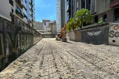 Terreno para alugar, 480 m² por R$ 35.000,00/mês - Gonzaga - Santos/SP