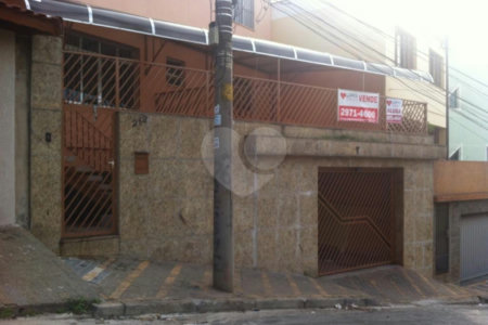 Sobrado à venda com 3 quartos, sendo 1 suíte, em Chora Menino, São Paulo, SP