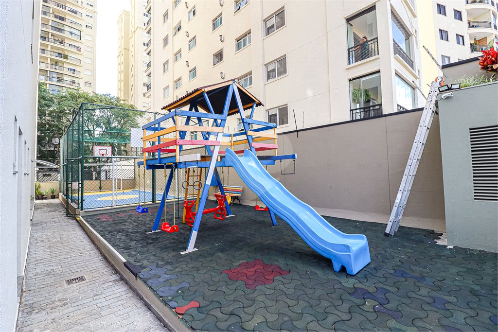 Apartamento à venda com 3 quartos, sendo 1 suíte,  em Vila Ipojuca, São Paulo, SP