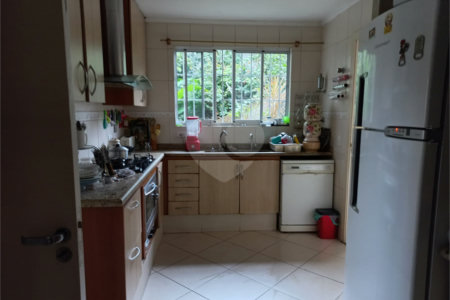 Sobrado à venda ou para alugar com 4 suítes em Butantã, São Paulo, SP