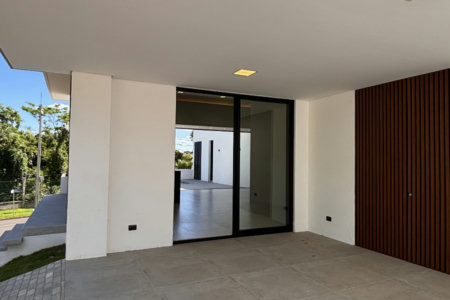 Casa à venda com 4 quartos, sendo 2 suítes, no condomínio Residencial Damha Belvedere, Presidente Prudente - SP
