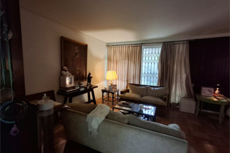 Sobrado à venda com 4 quartos, sendo 2 suítes, em Pinheiros, São Paulo, SP