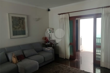 Casa à venda com 5 quartos, sendo 3 suítes, no Centro, Itapetininga, SP