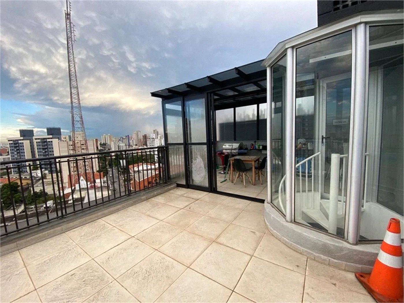Duplex à venda com 1 suíte em Sumarezinho, São Paulo, SP