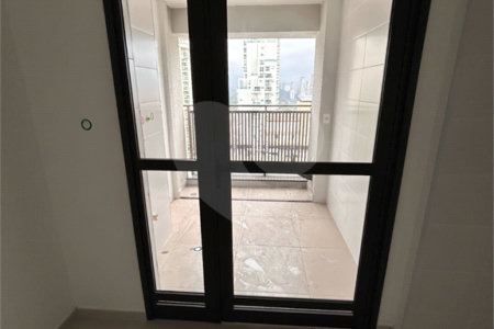 Apartamento à venda com 2 suítes em Campo Belo, São Paulo, SP