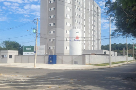 Casa à venda com 2 quartos no condomínio Residencial Caxangá 2, Suzano - SP