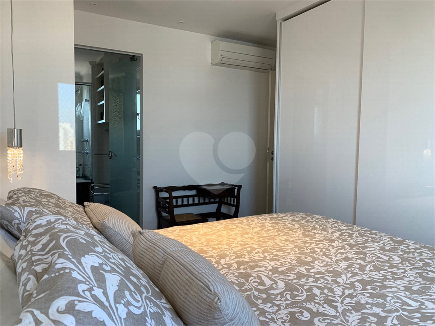 Apartamento à venda com 3 quartos, sendo 2 suítes, em Mooca, São Paulo, SP