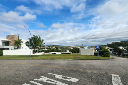 Terreno à venda no condomínio Alphaville Nova Esplanada 2, Votorantim - SP