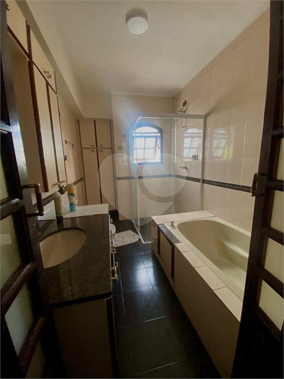 Sobrado à venda com 3 quartos, sendo 1 suíte, em Vila Gomes Cardim, São Paulo, SP
