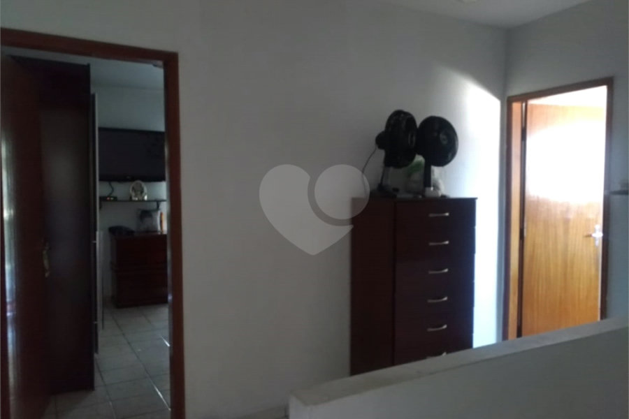 Sobrado à venda com 3 quartos, sendo 1 suíte, em Tremembé, São Paulo, SP