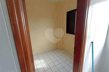 Apartamento à venda com 2 quartos, sendo 1 suíte, em Vila Maria, Itapetininga, SP