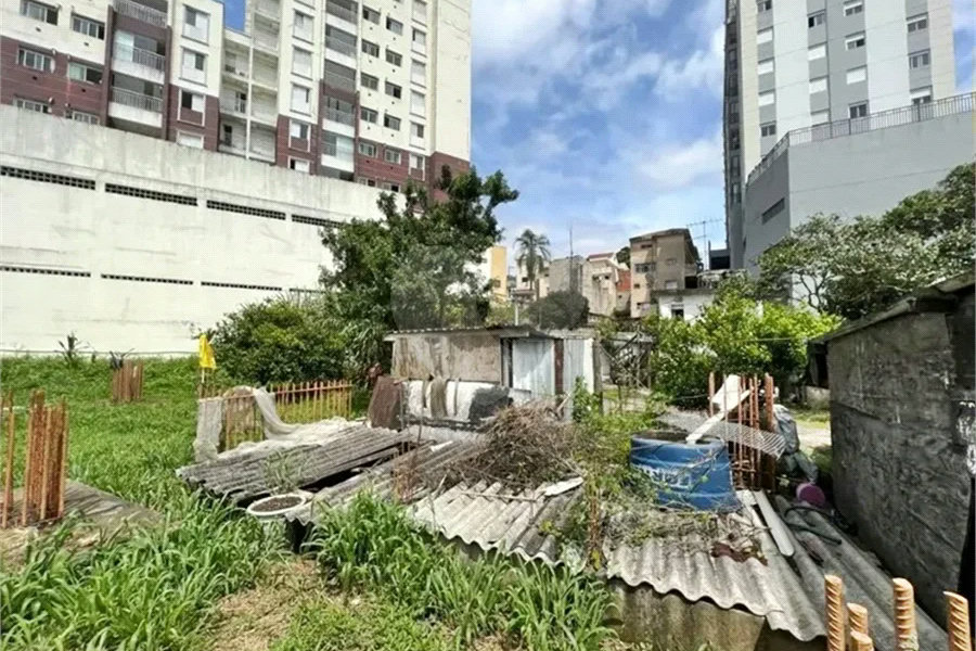 Terreno à venda em Vila Nivi, São Paulo, SP