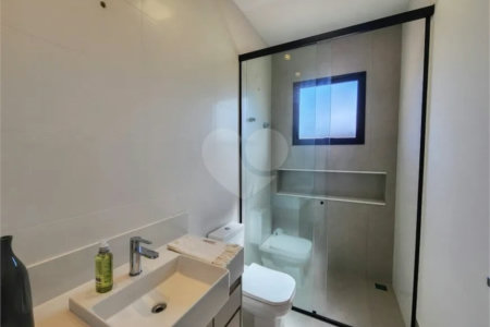 Casa à venda com 3 quartos, sendo 1 suíte, no condomínio Consoli Residencial, Atibaia - SP