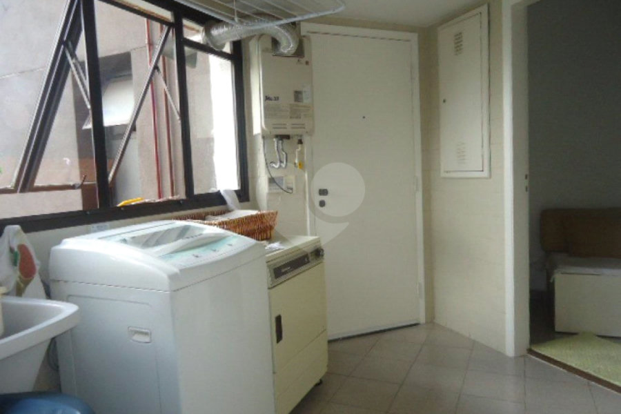 Apartamento à venda com 3 quartos, sendo 1 suíte, em Morumbi, São Paulo, SP