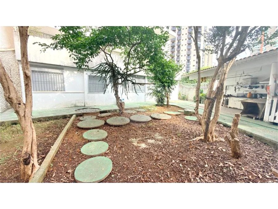 Casa à venda com 4 quartos, sendo 3 suítes, em Santana, São Paulo, SP
