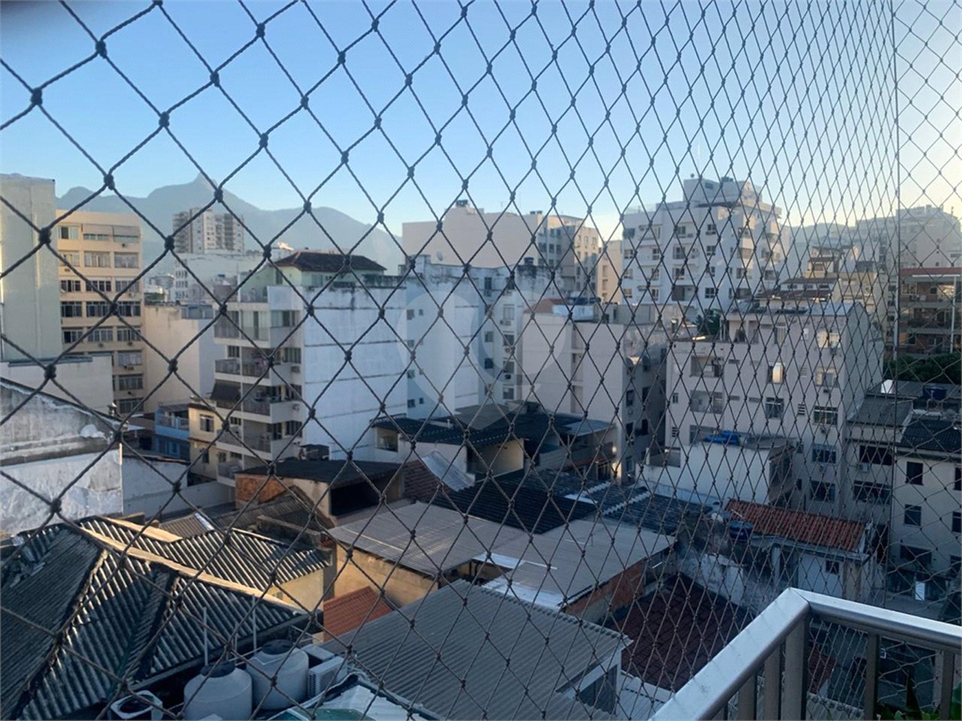 Cobertura à venda com 2 quartos, sendo 1 suíte, em Maracanã, Rio de Janeiro, RJ