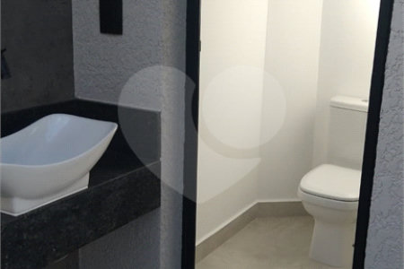Casa à venda com 3 quartos, sendo 2 suítes,  em Nova Gardênia, Atibaia, SP