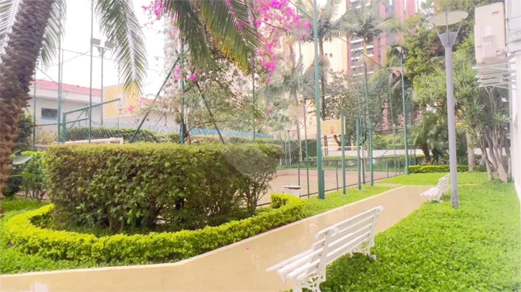 Apartamento à venda com 2 quartos, sendo 1 suíte,  em Indianópolis, São Paulo, SP