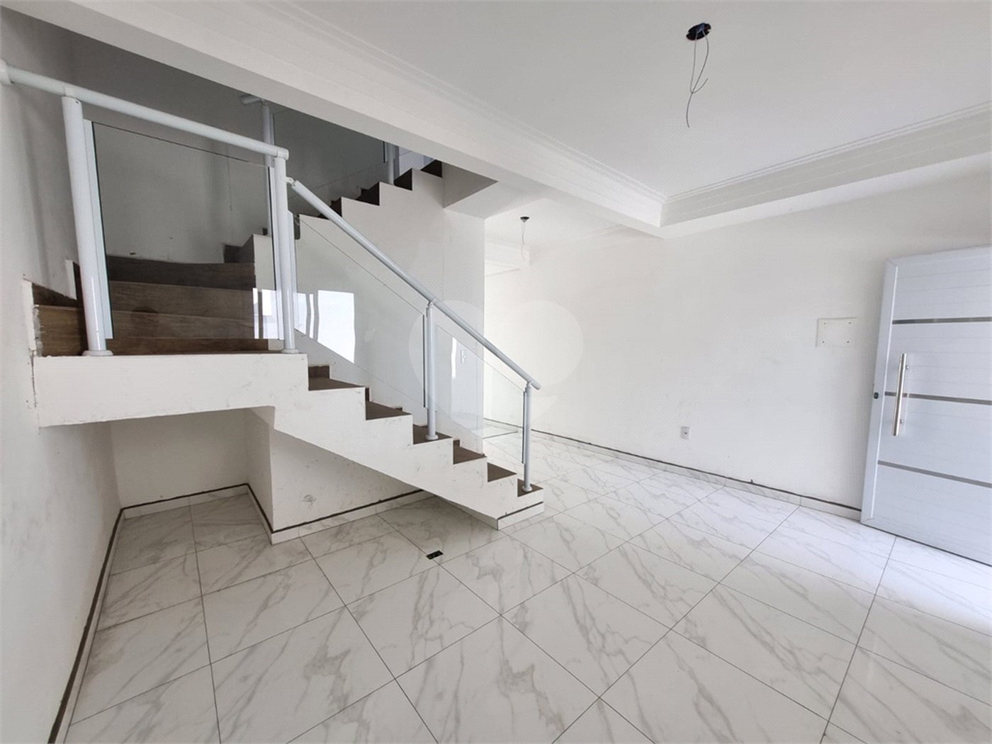 Casa à venda com 2 suítes no condomínio Residencial Américo Figueiredo, Sorocaba - SP
