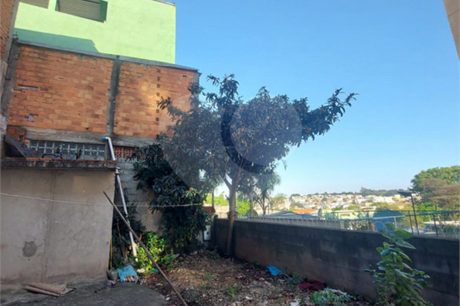 Sobrado à venda com 8 quartos no Brasilândia, São Paulo, SP