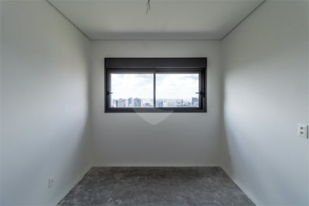 Apartamento à venda ou para alugar com 4 quartos, sendo 3 suítes, em Jardim Morumbi, São Paulo, SP